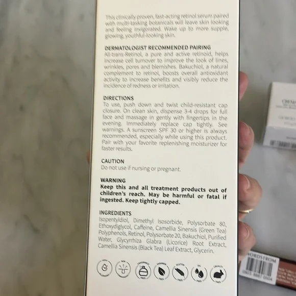 Charlotte Tillbury liquid gold retinol La neige beauty bundle - Picture 7 of 9